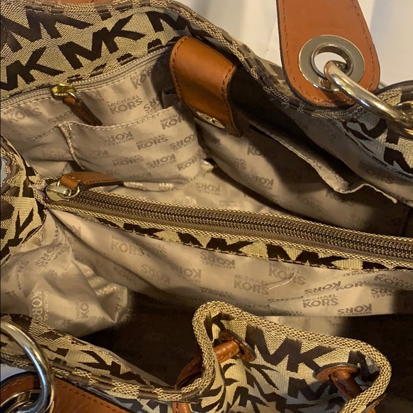 MK Shoulder bag - Picture 8 of 15